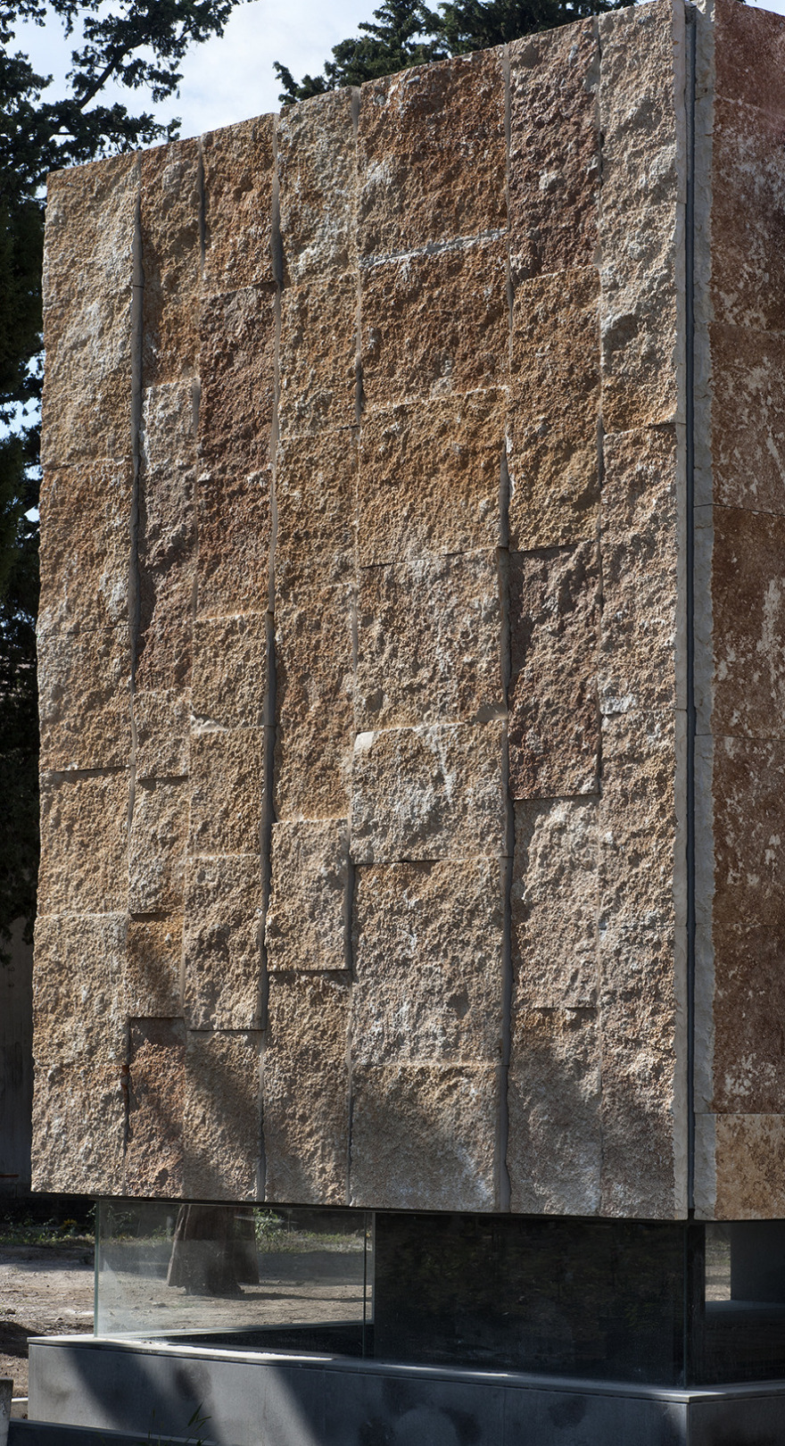 永恒之家的悬浮设计-2