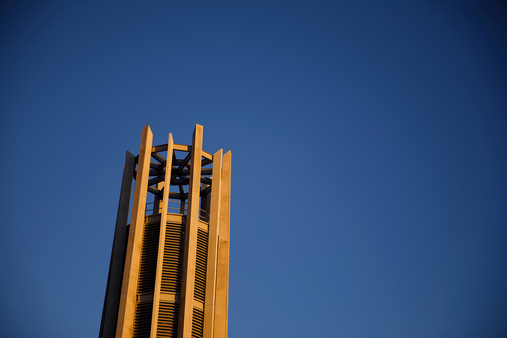 印第安纳大学钟琴塔，美国/印第安纳大学两百周年校庆的纪念钟塔-26