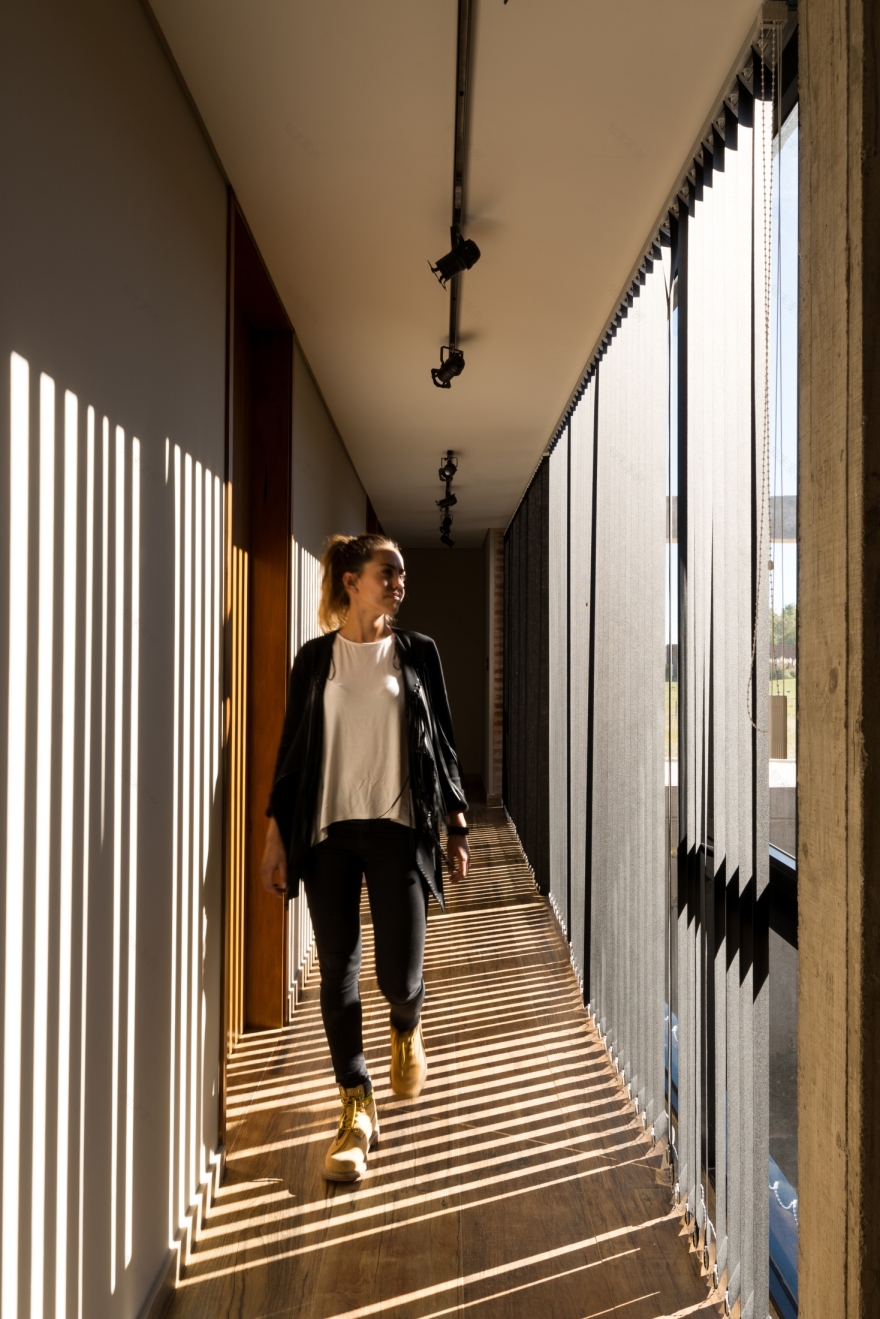 自然与生活共融的别墅设计-7