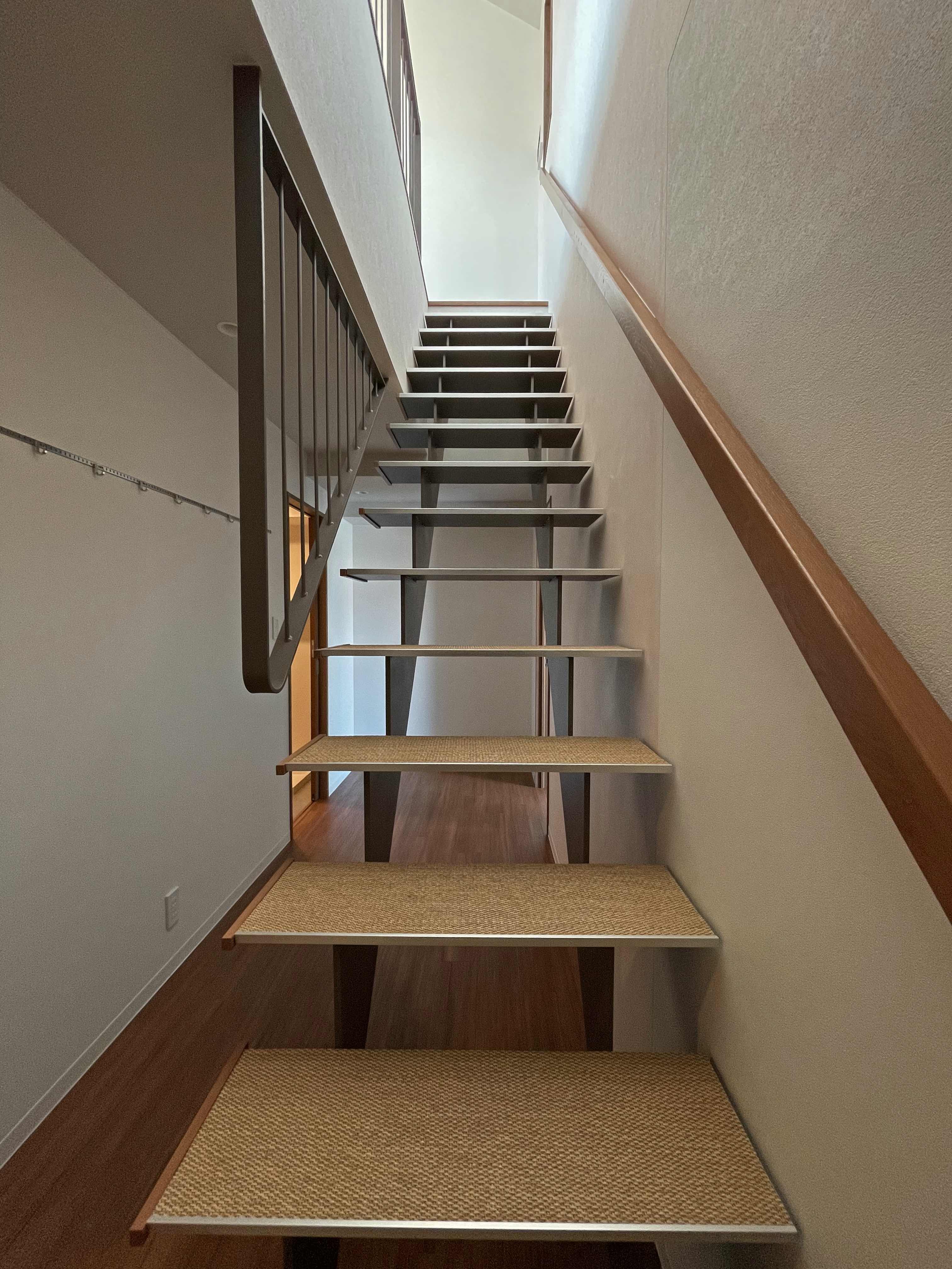 面向北的明亮公寓设计丨日本-18