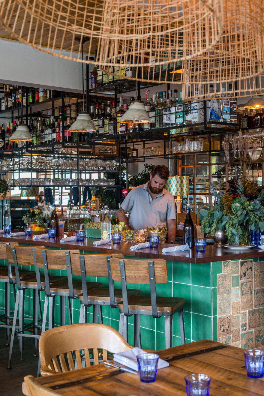 西雅图海滨餐厅“哈利之家”海滩风情与复古家居的完美融合-13