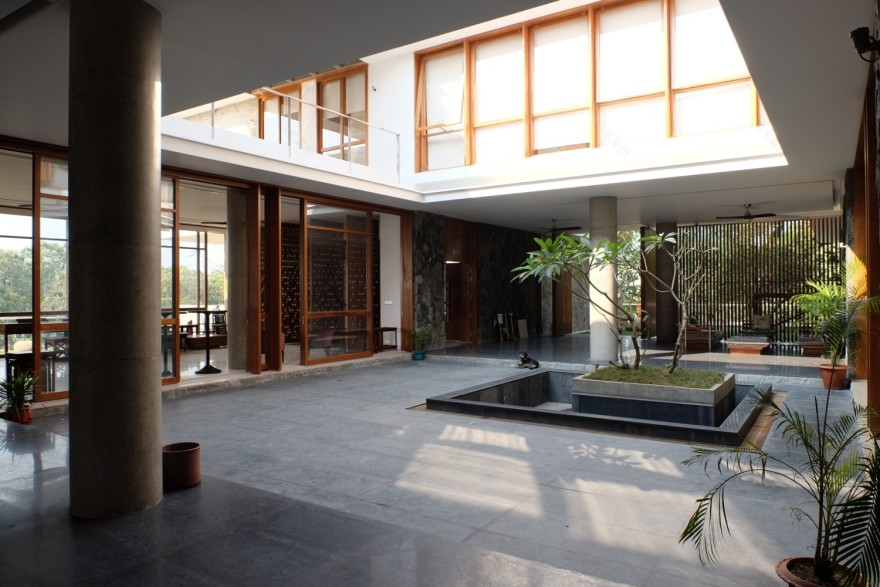 新加坡 Bedmar & Shi 联手打造,Khan 住宅的室内设计之美-2