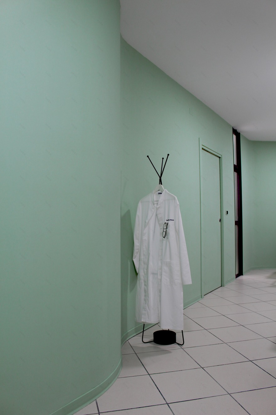 意大利眼科诊所设计-7