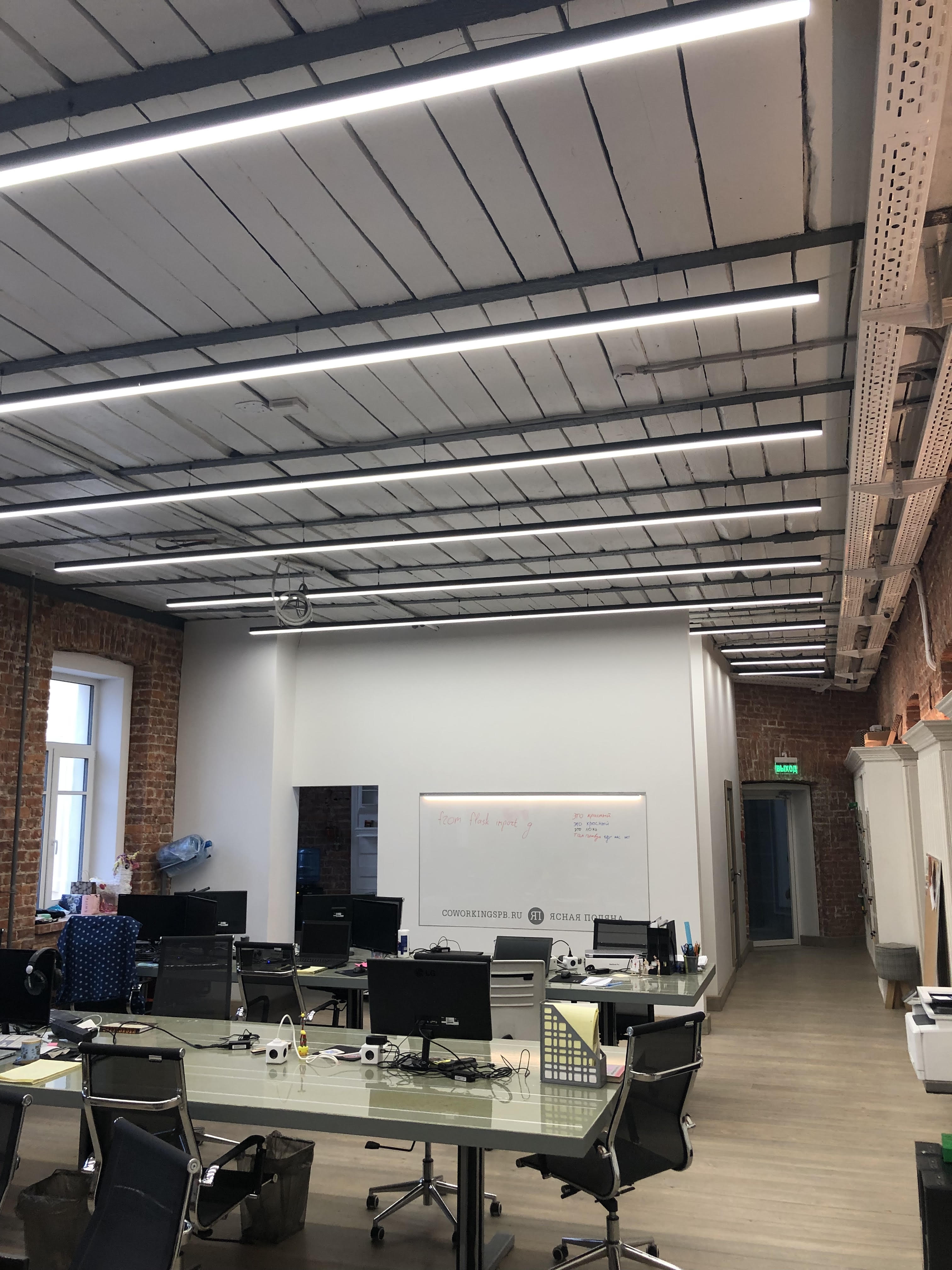 圣彼得堡共享办公空间设计-6