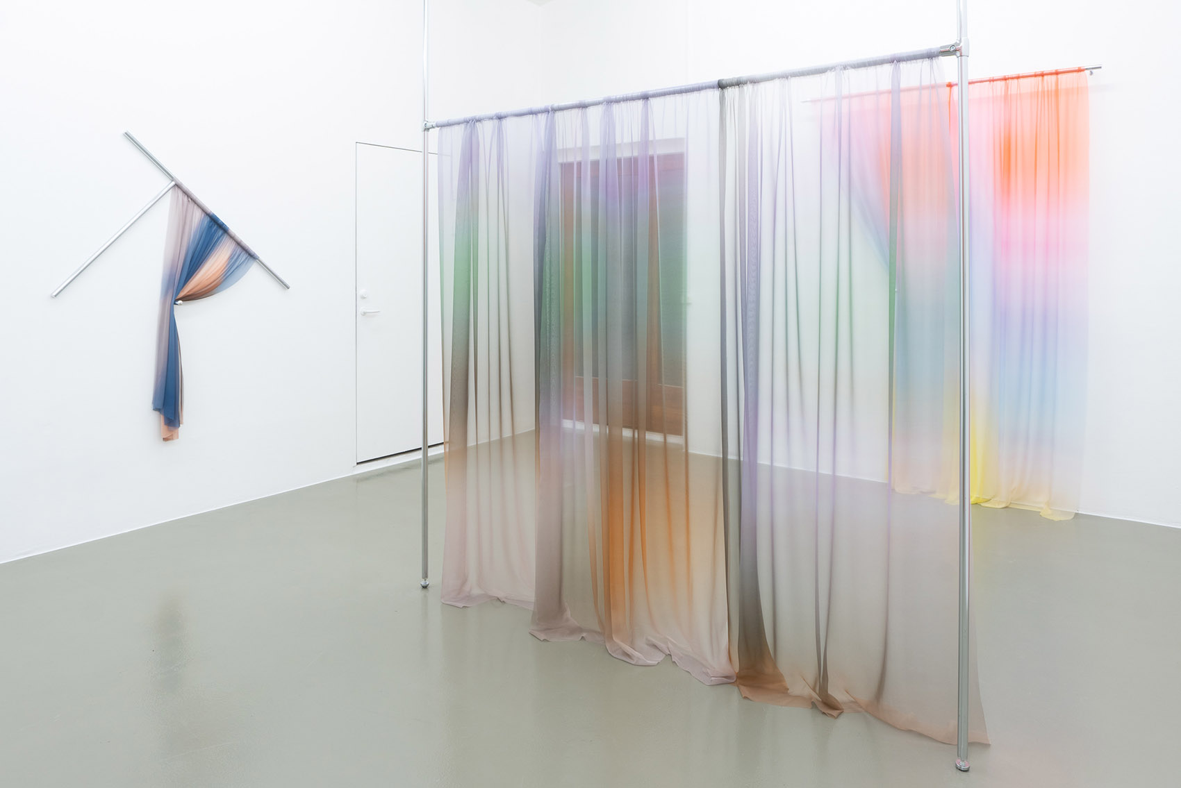 Justin Morin的织物艺术/将实景图像转化成织物的渐变色彩-37