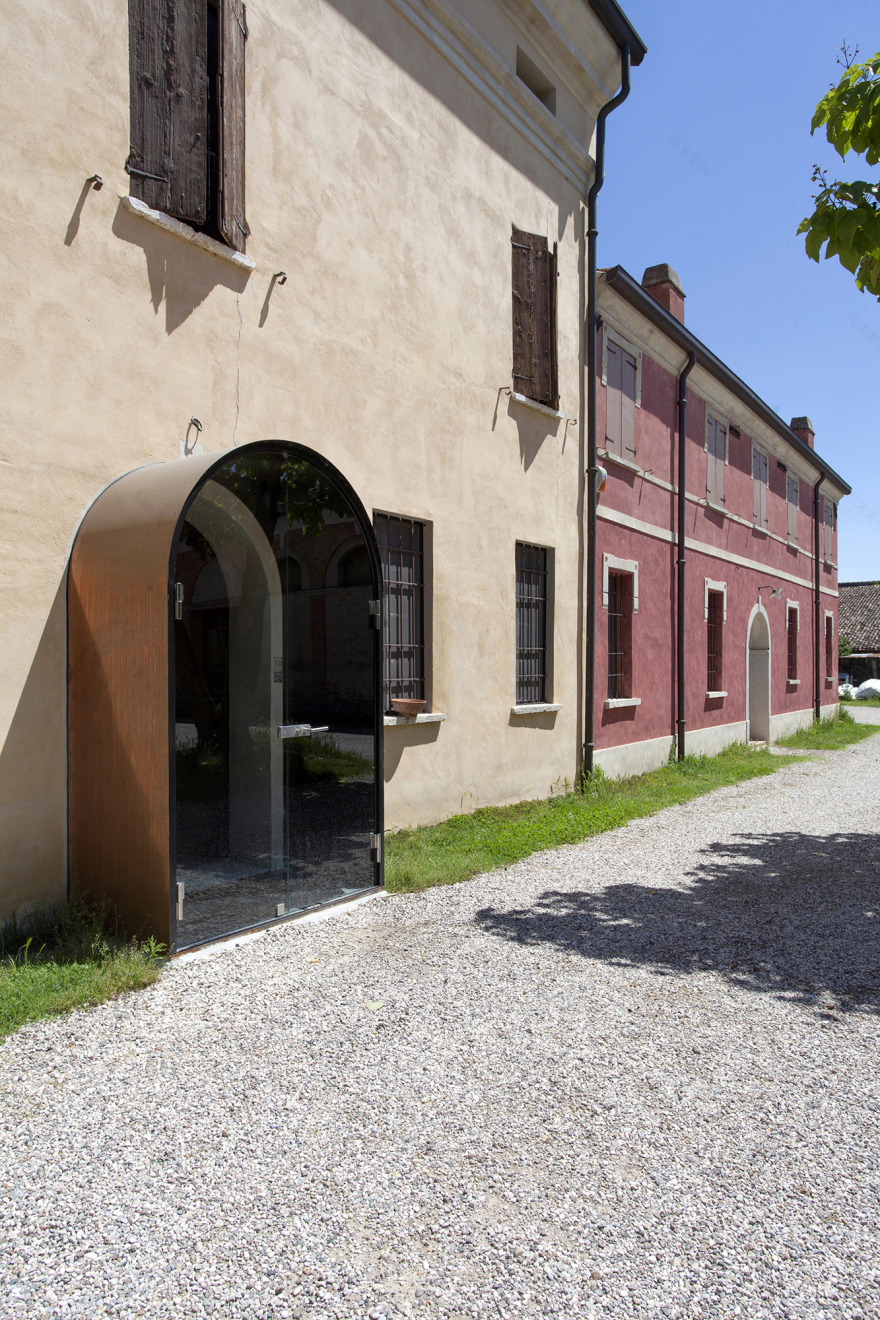 乡间别墅的现代复兴 | 古与新的完美融合-43