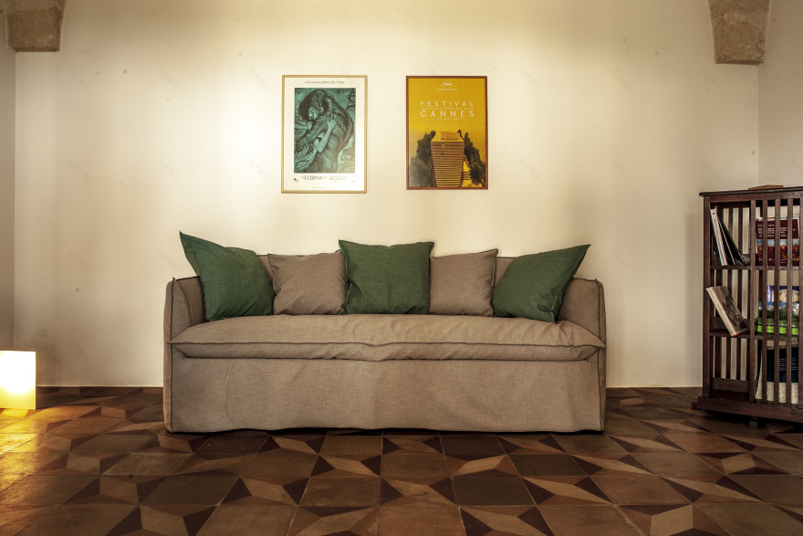 乡间别墅的重生 · 融合传统与当代的意大利风情-12