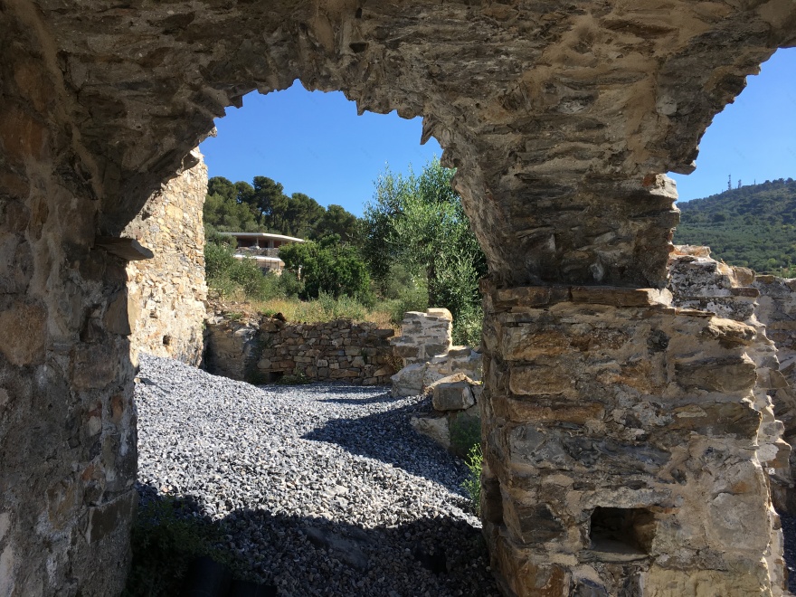 绿意盎然 | 意大利传统石屋的现代演绎-33