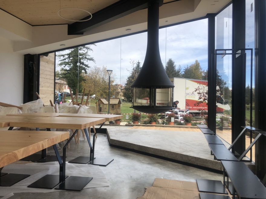 雪山酒店的温馨小屋设计-20