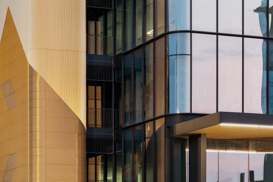 米兰 Scandurra Studio Sarca 235 办公建筑,诠释现代办公空间新定义-3