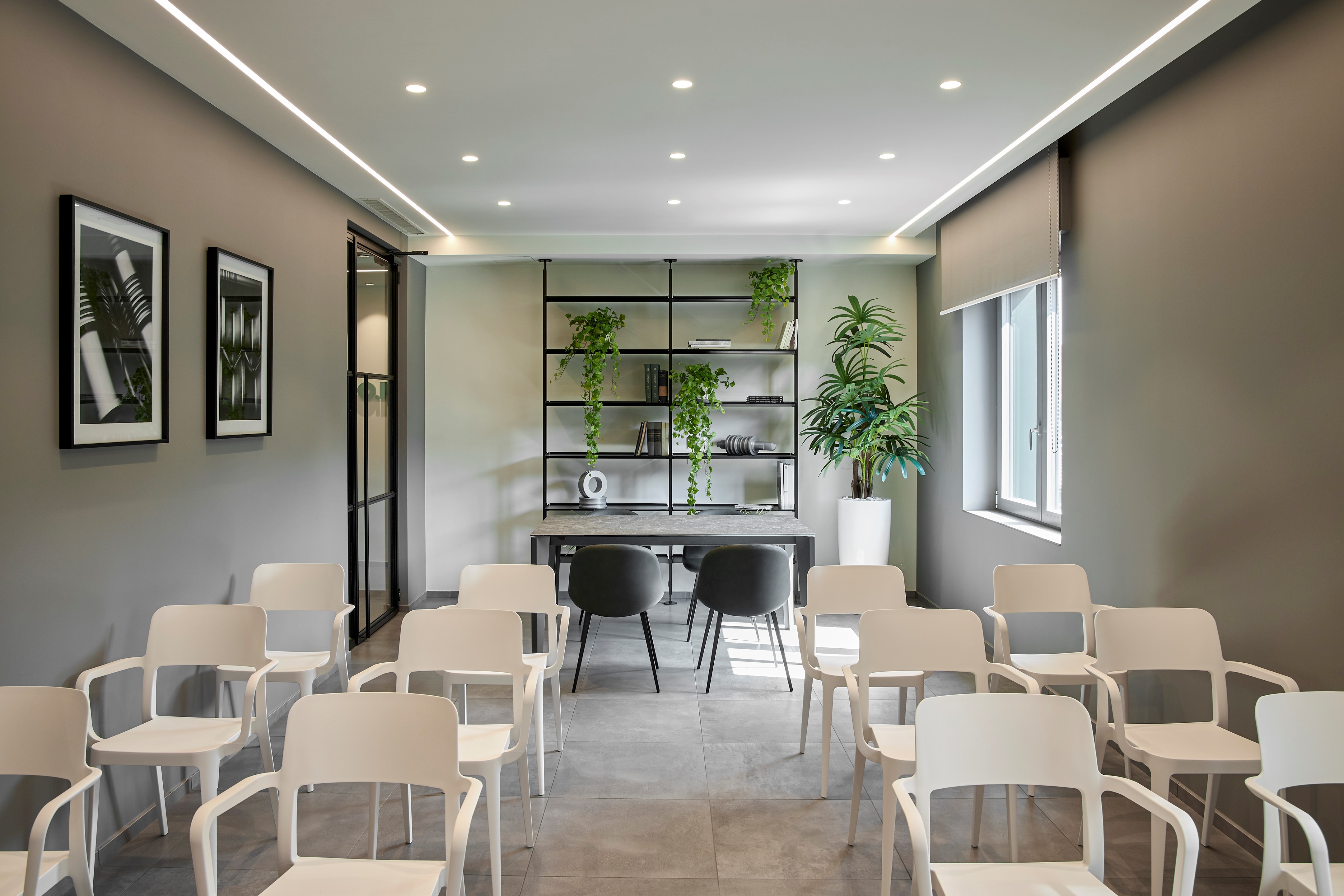 OMO 公司总部绿色与灰色融合的现代设计-12