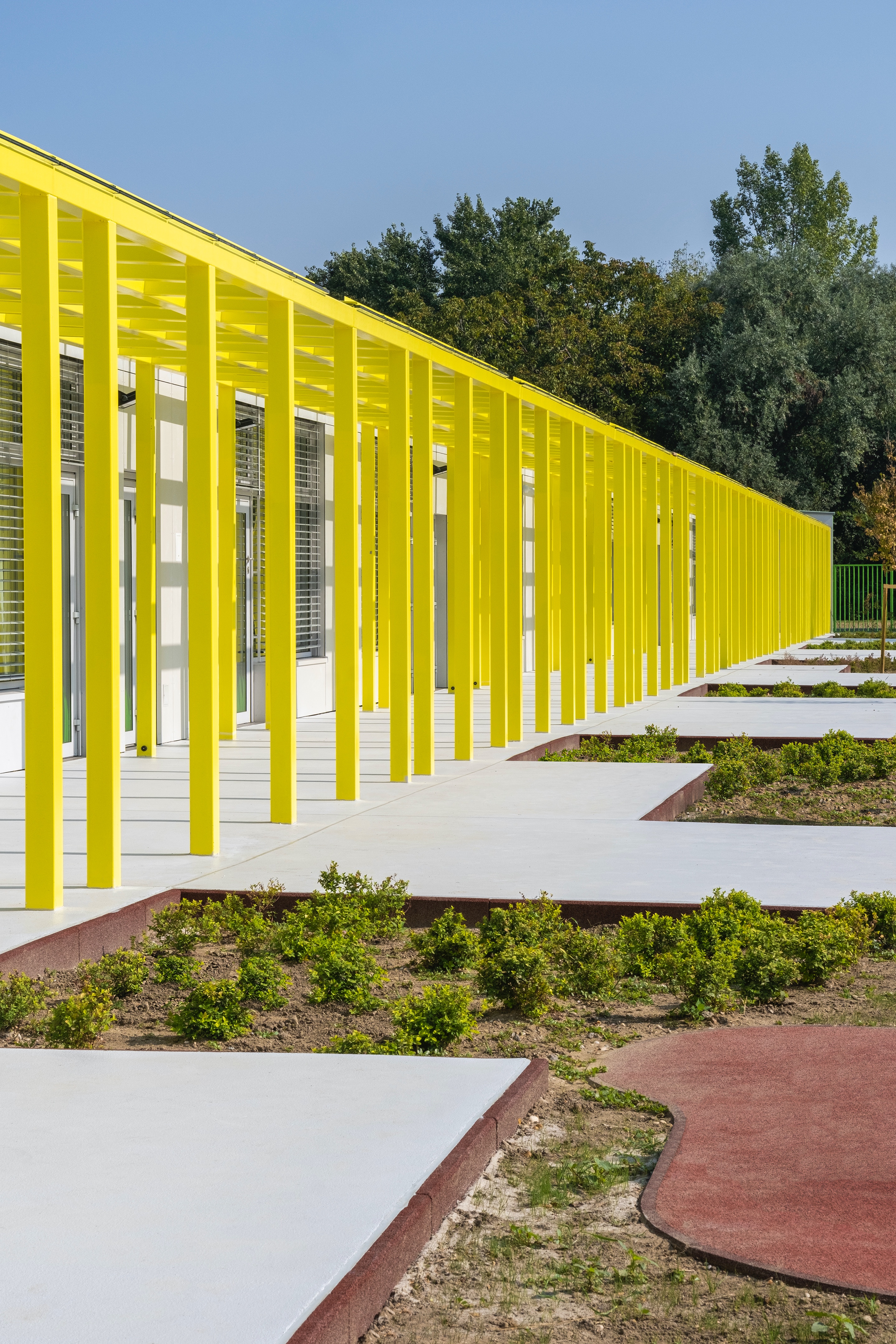 绿色童趣 · Vrbani II Kindergarten 幼儿园设计丨克罗地亚萨格勒布丨Marin Binički,Siniša Blaženka 等-5