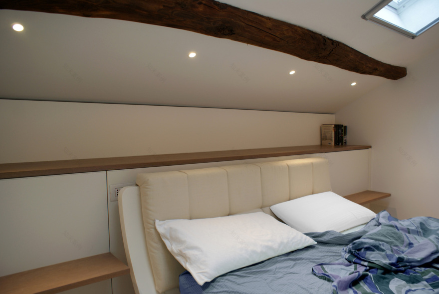 湖滨别墅三层阁楼改造,历史与现代完美融合-16