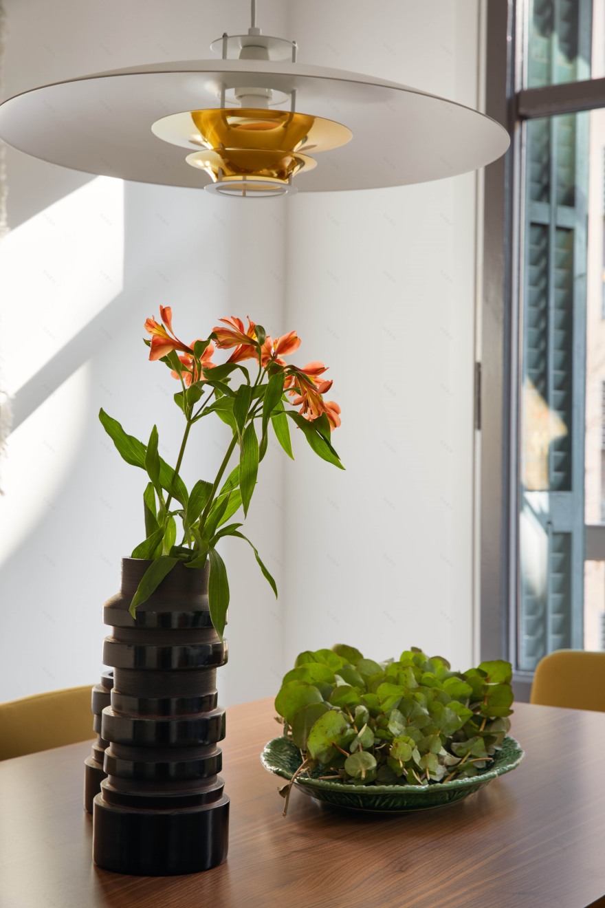 巴塞罗那圣安东尼公寓的混搭风设计丨西班牙巴塞罗那-4