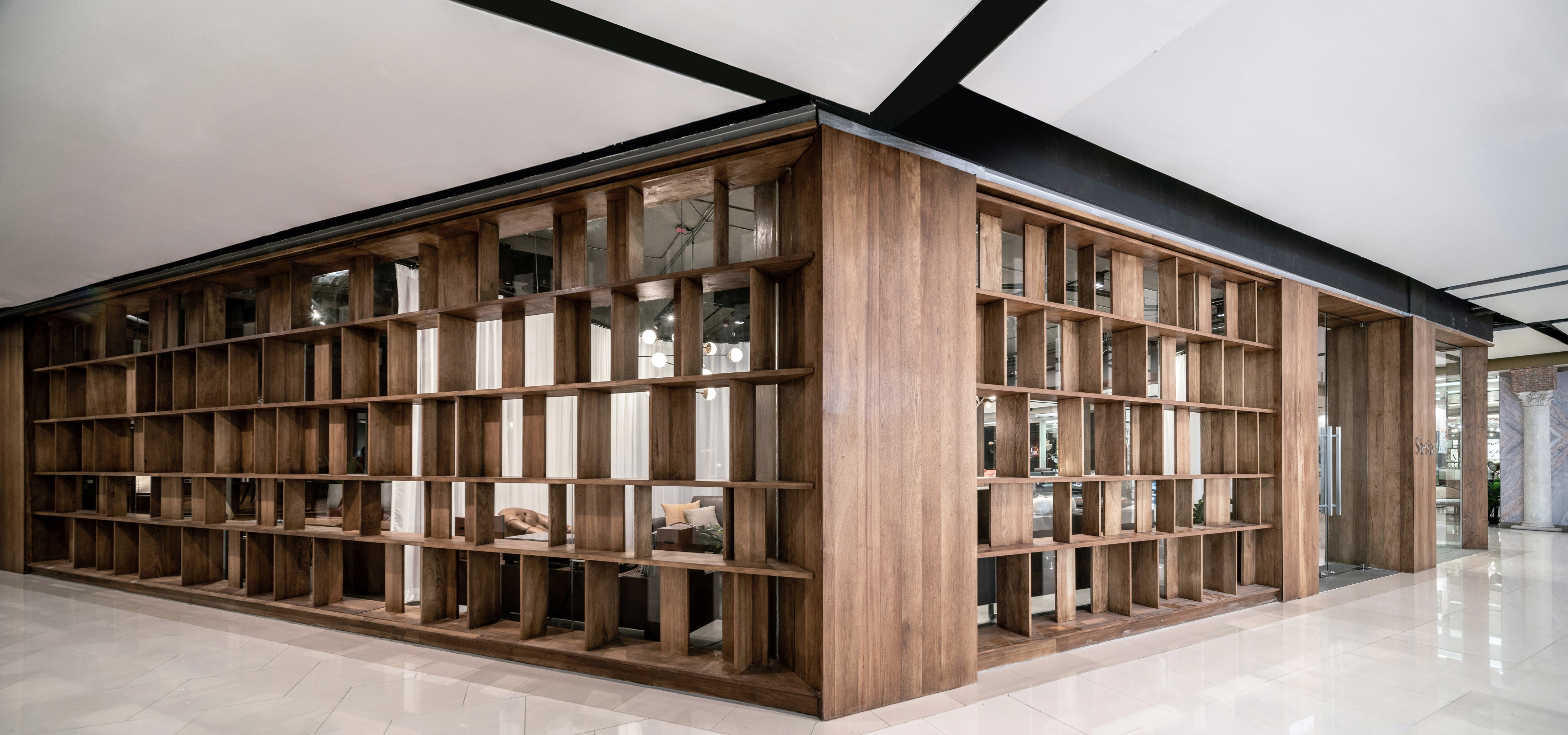 曼谷家居展厅 Sesia,书架式立面设计引领潮流-6