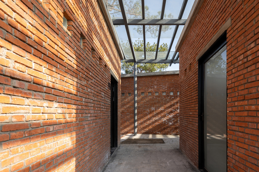 松树环绕的乡村旅游公厕丨中国武汉丨UAO 瑞拓设计-31