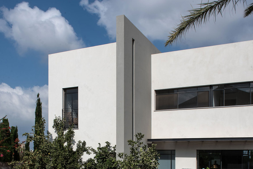 特拉维夫双家庭别墅 | 铝制框架与自然光的巧妙融合-36