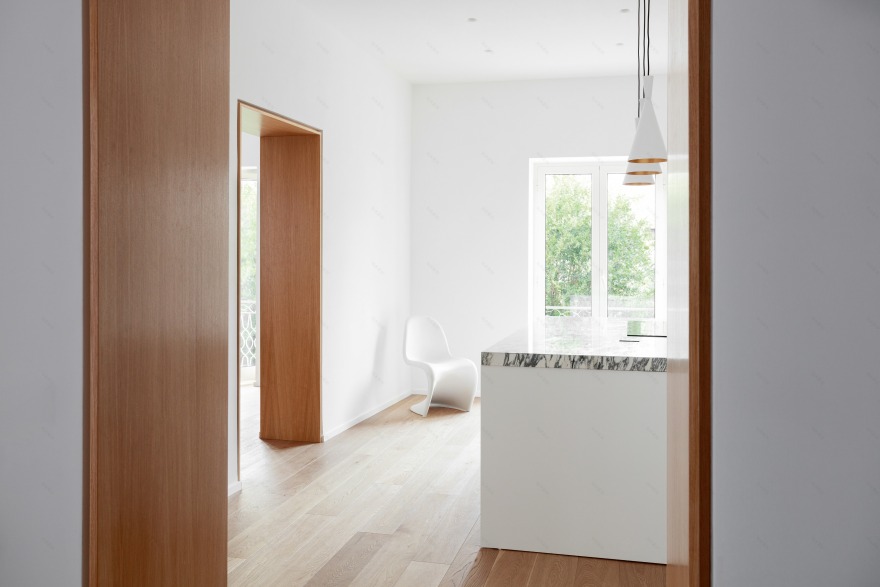 简约现代的 140 平米公寓 | 自然光与社交空间的完美融合-18