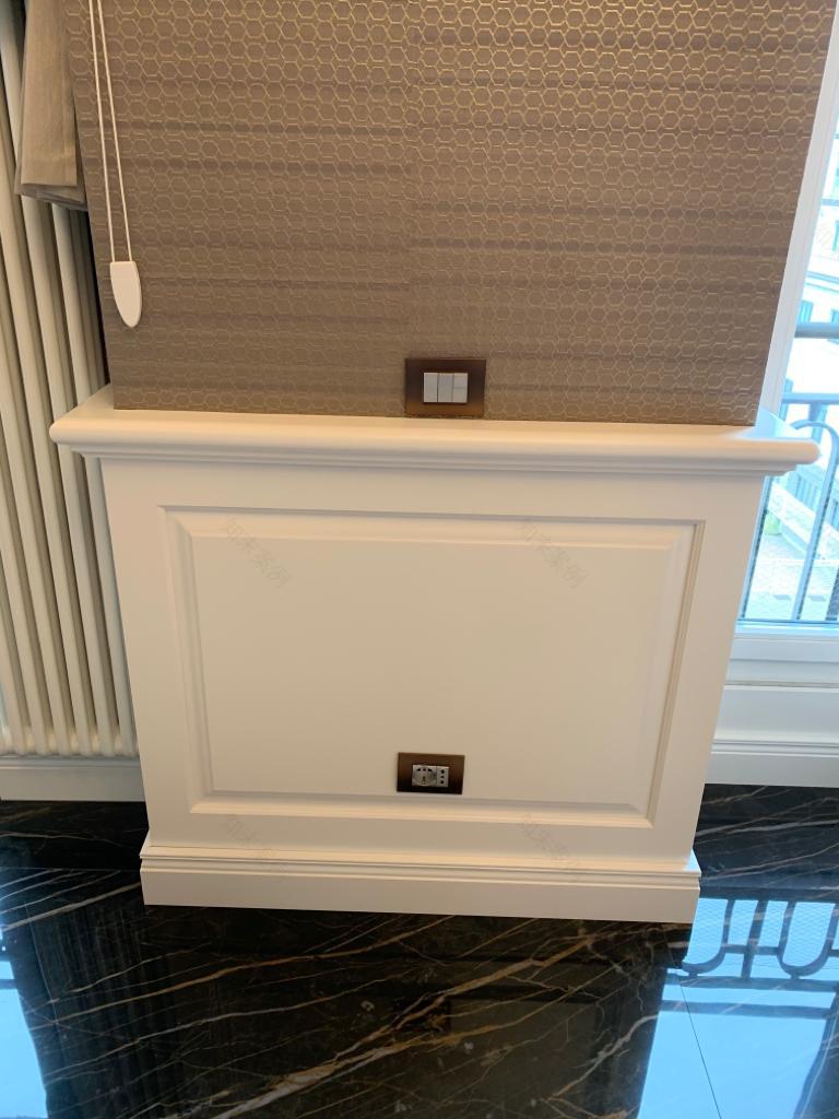 米兰豪华公寓里的白蜡木贴皮装饰艺术-7