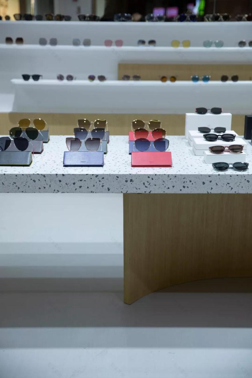 温润透镜的律动空间——EYE OF SOSEKI 眼镜店设计解析-49