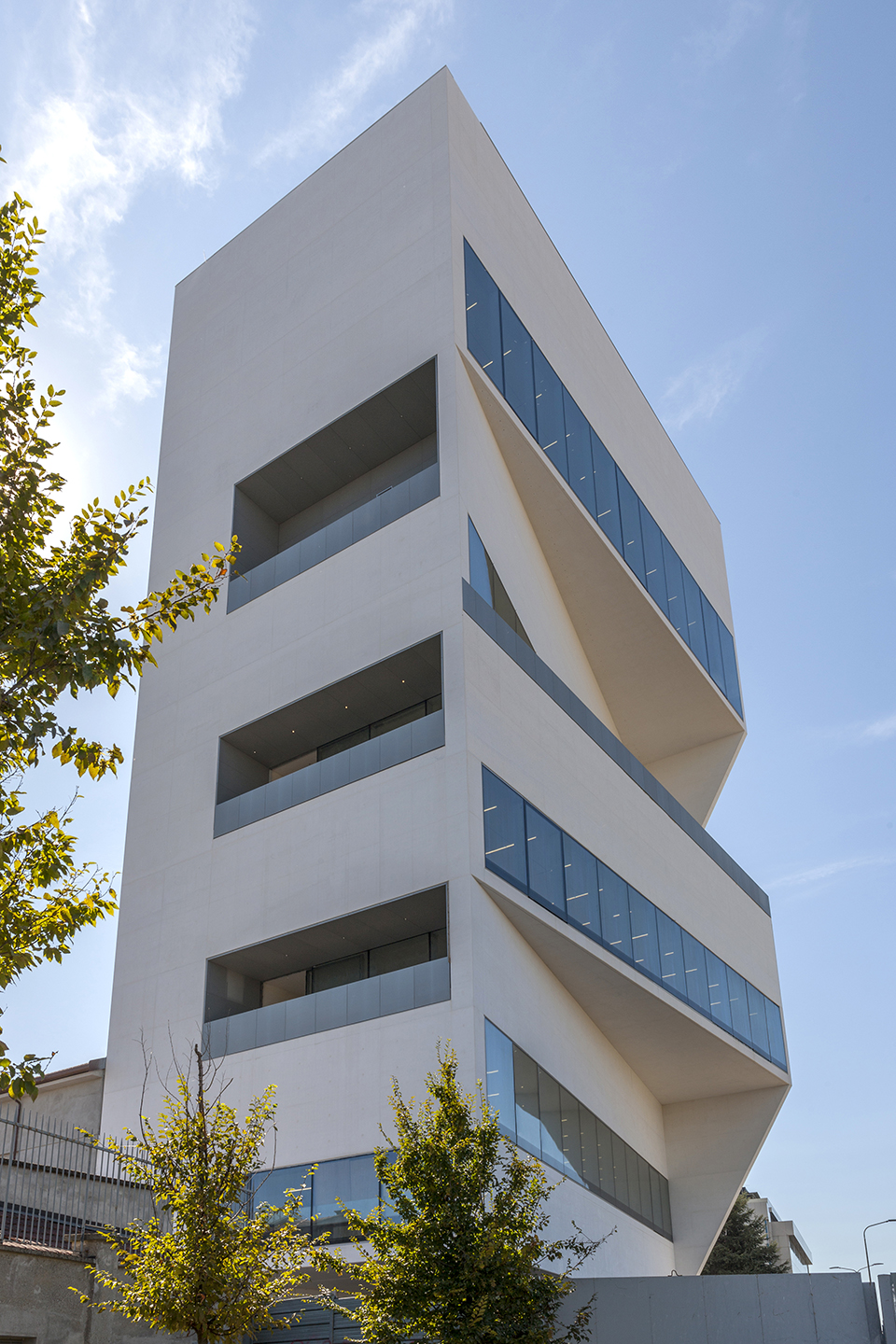 Prada基金会Torre大楼，米兰/为简单的体量赋予显著的空间差异性-86