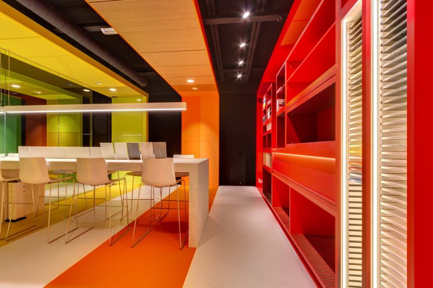 M+R 的 SHAPES 展示空间 | 莲花与变色龙的纯净美与多样性-13