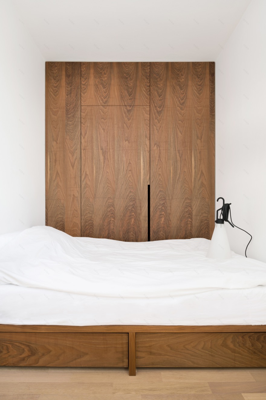 简约之居,城市之上的宁静空间-1