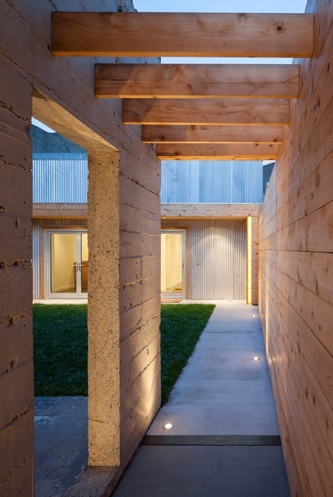 废墟中的现代桃花源 | 旧金山 Shotwell 住宅改造-12