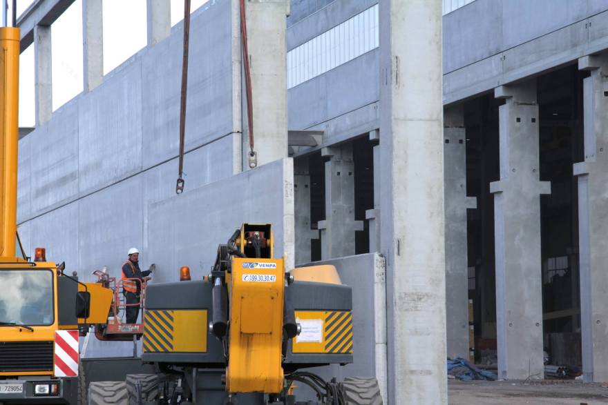 意大利钢铁工厂的现代化改造-39