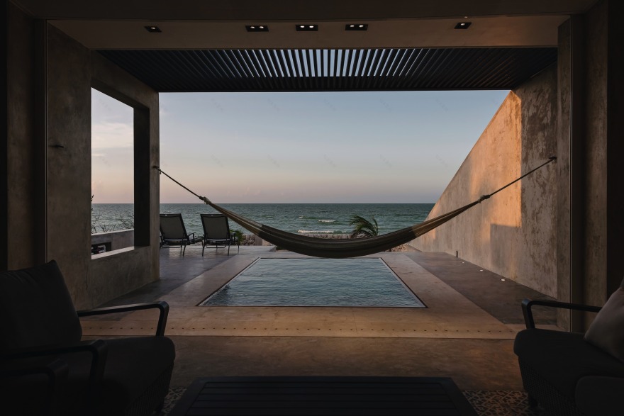 丘布尔纳宅邸-9