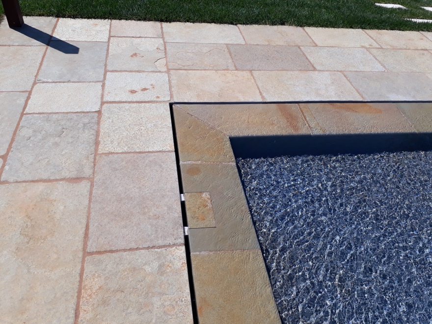 遗弃石屋变身为浪漫 SPA 度假胜地——意大利 Trullo Fichimori 案例解读-22