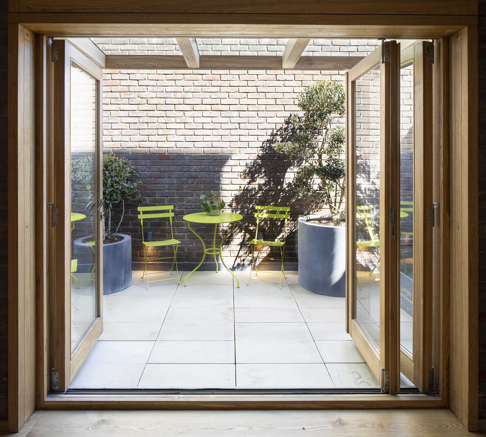 南华克砖宅 · 伦敦旧车库上的现代设计丨英国伦敦丨Satish Jassal Architects-26