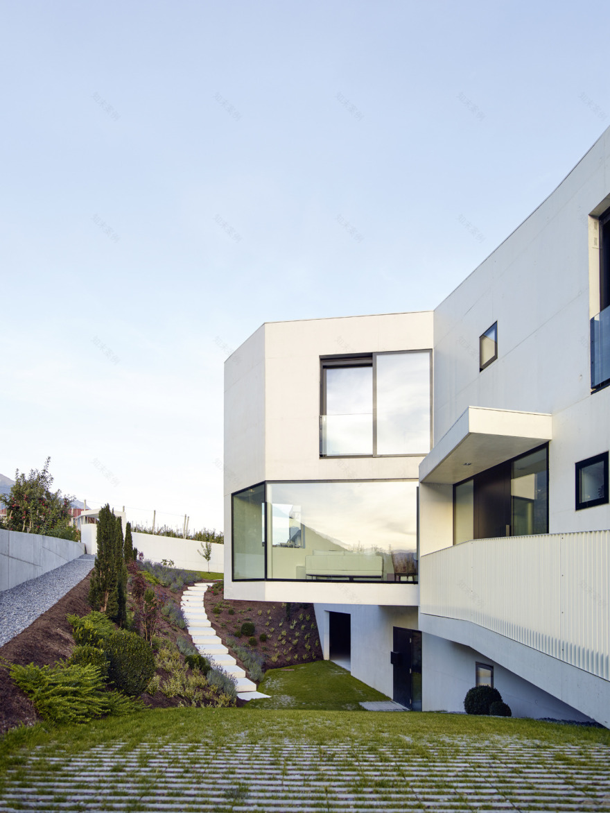 意大利白色大理石别墅,现代简约风格-5