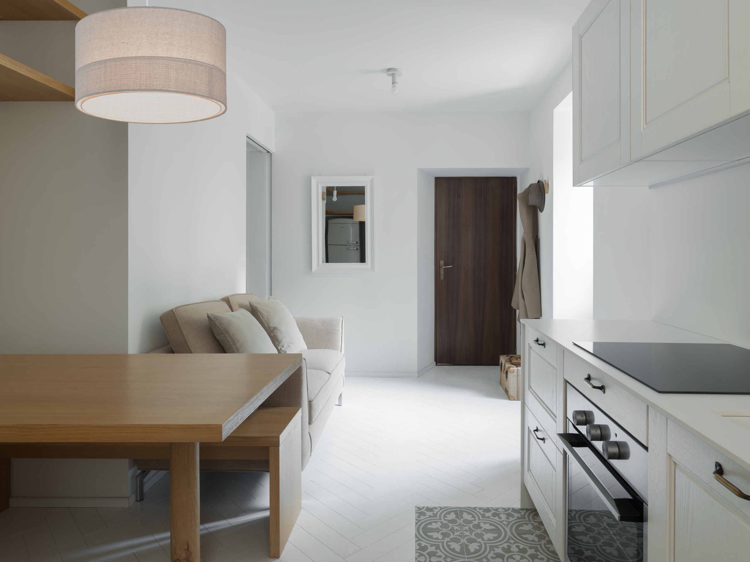 古老城区的浪漫小公寓-0