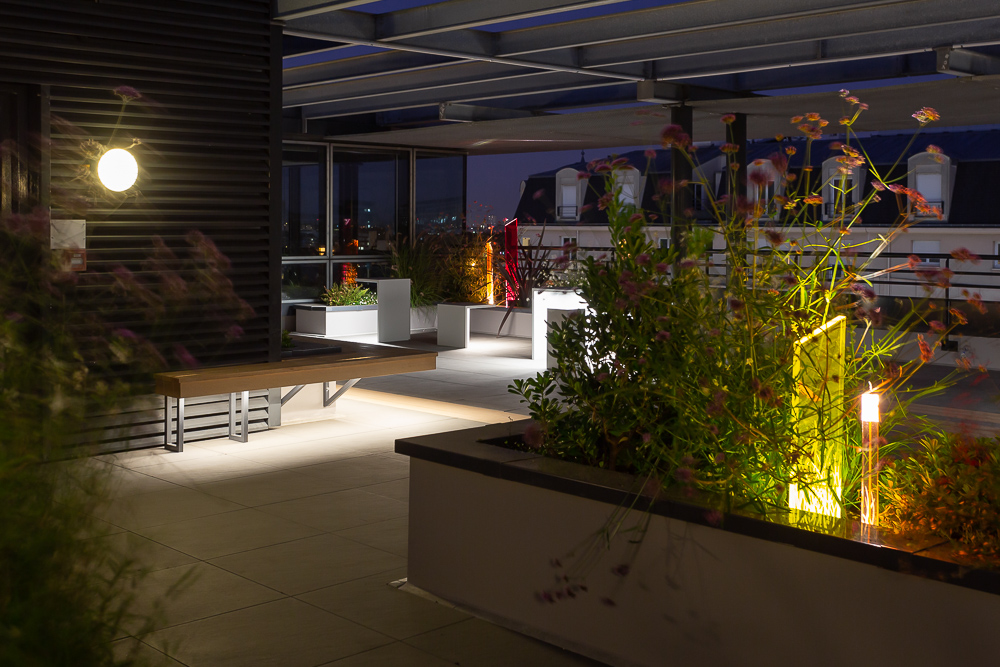 重塑露台空间,打造办公室绿色休闲区-23