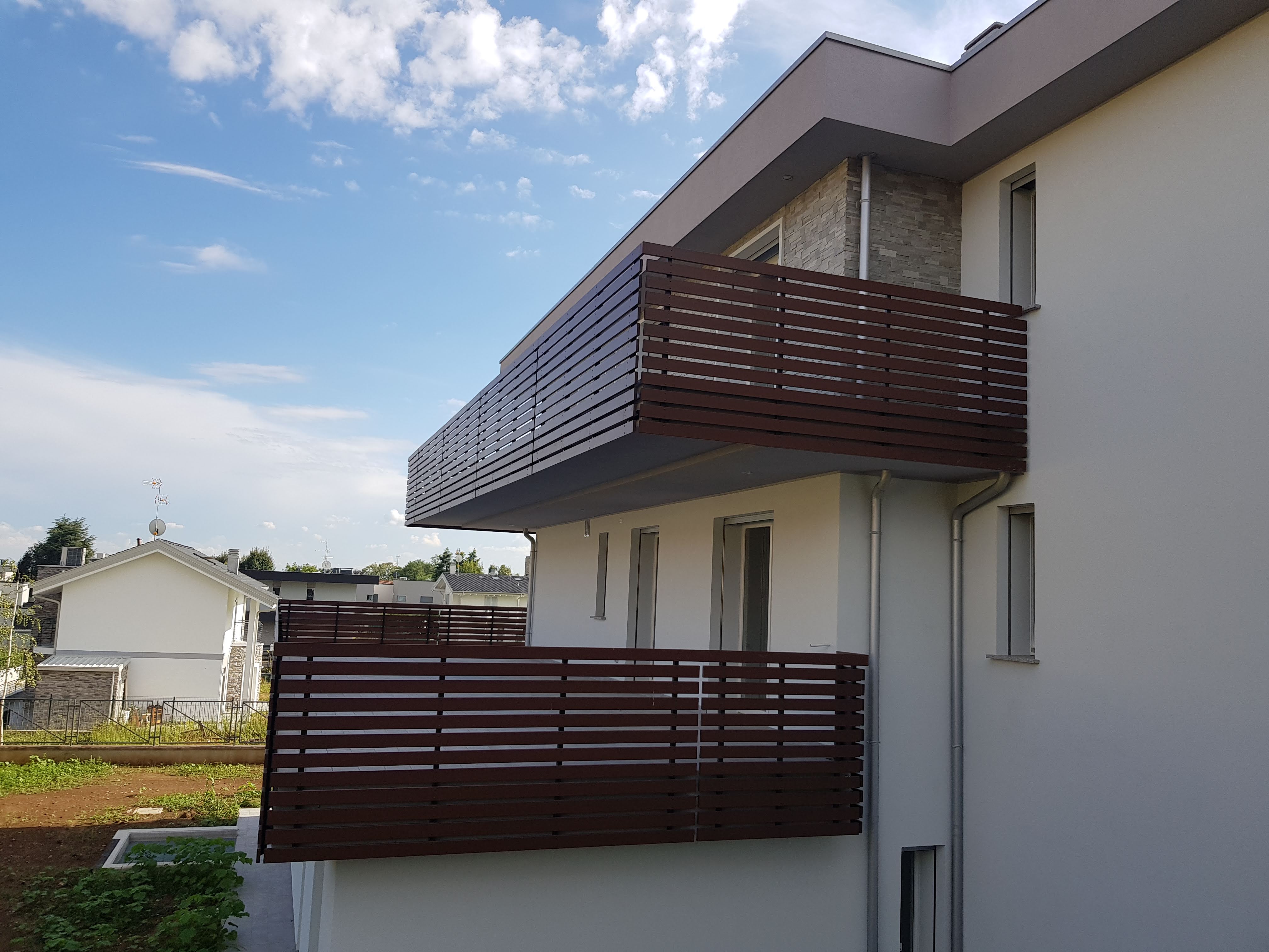 融合拆除与新建的综合性住宅设计-8