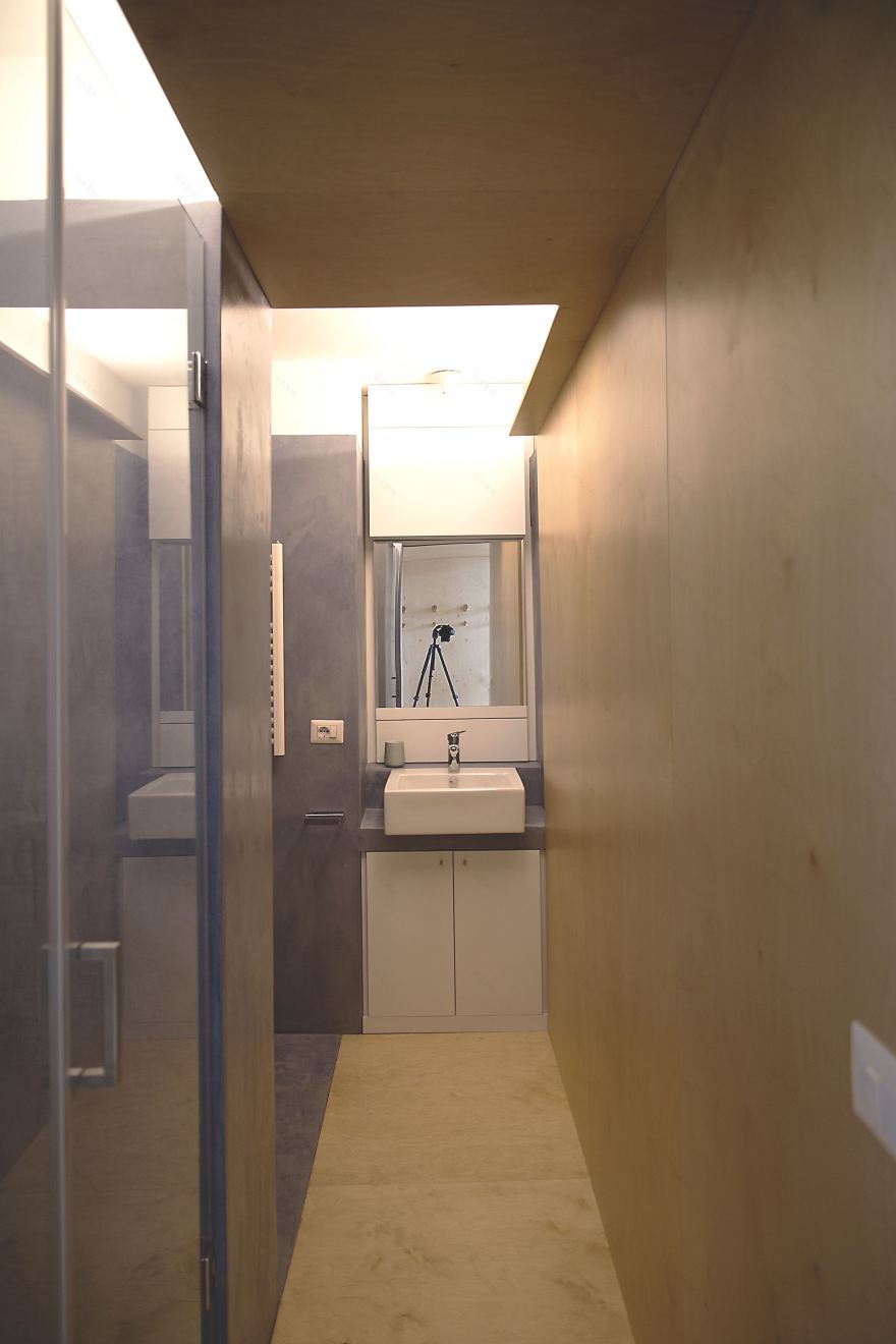 旋转木门创造空间魔法——FGV 公寓设计-11