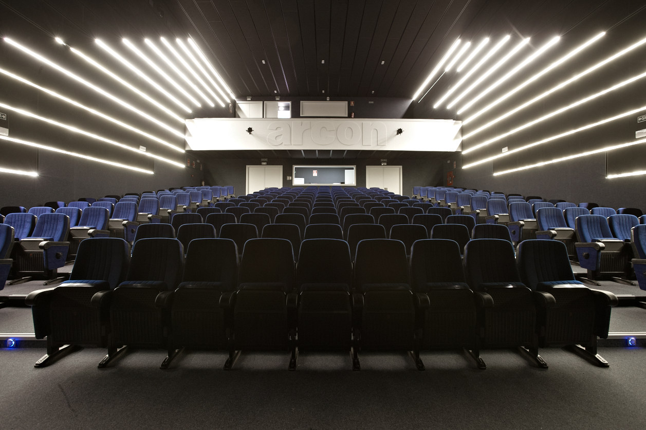 Alagón 音乐厅-10