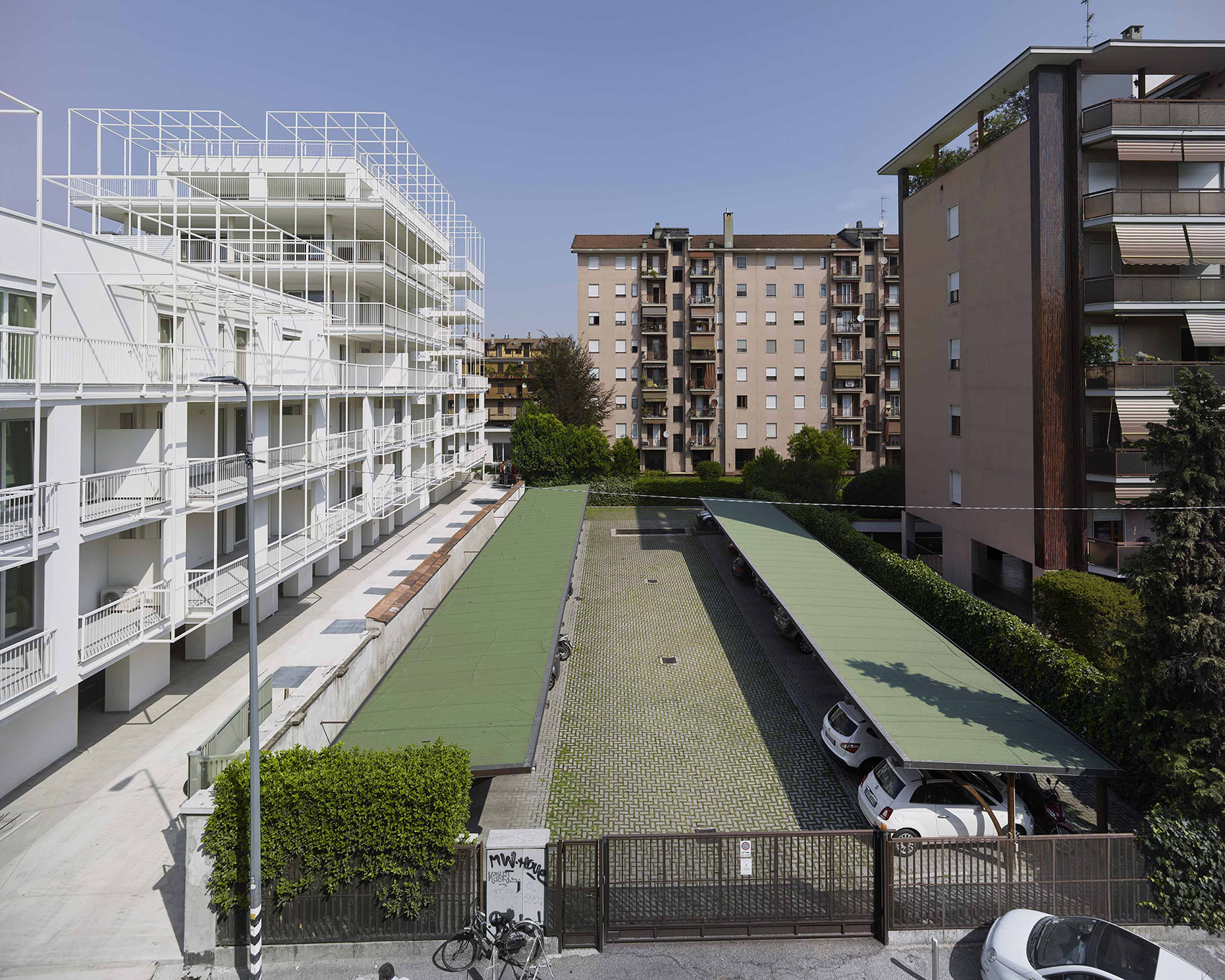 Casa Tersicore公寓楼，米兰/金属框架包围经典的米兰风格-9