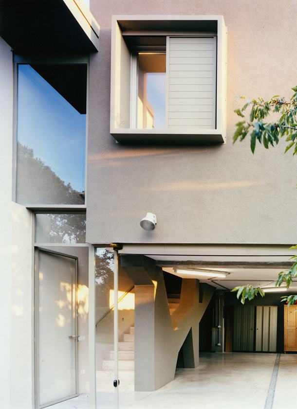 绿意盎然的家庭聚会别墅-5