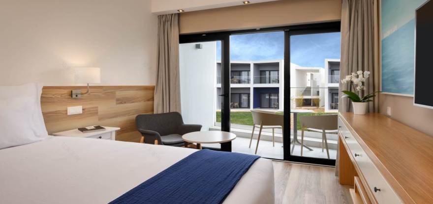 葡萄牙蓝海全景,全方位体验自然的全家度假胜地-8