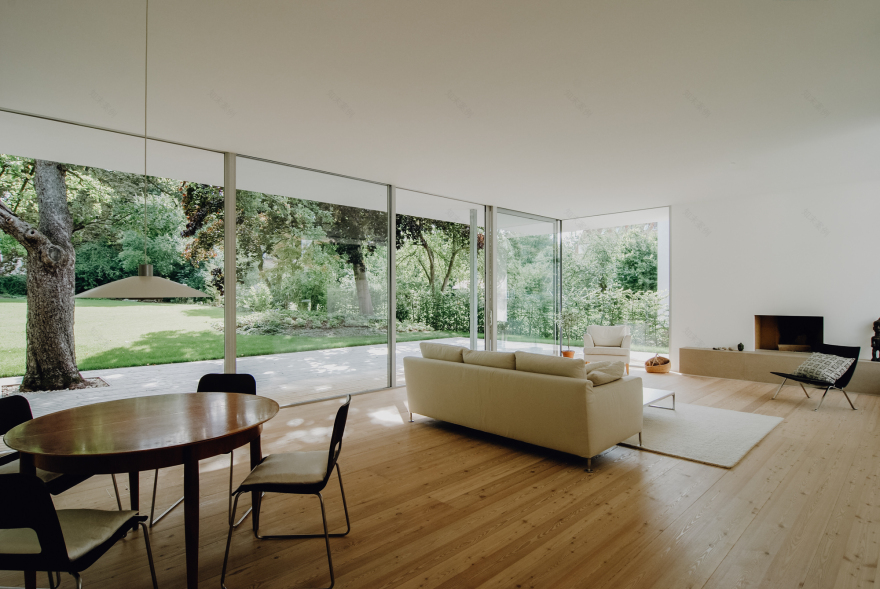 阳光绿意尽收眼底的城市避世居所-4