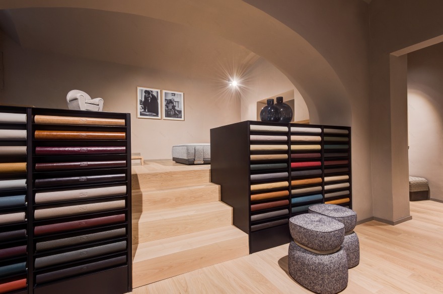 波尔特罗纳·弗劳展厅-50