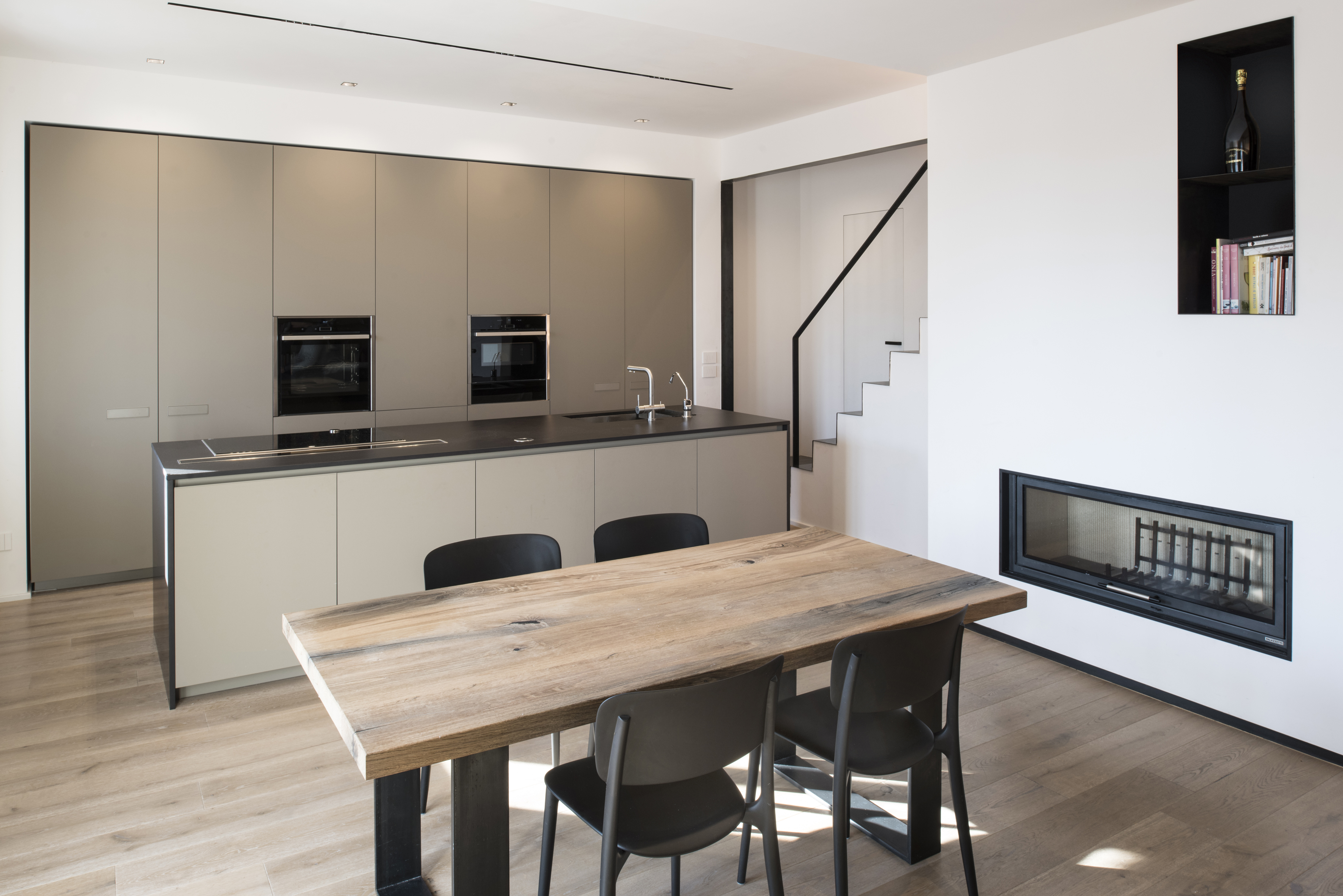 现代风格演绎传统元素，60 年代公寓翻新-8