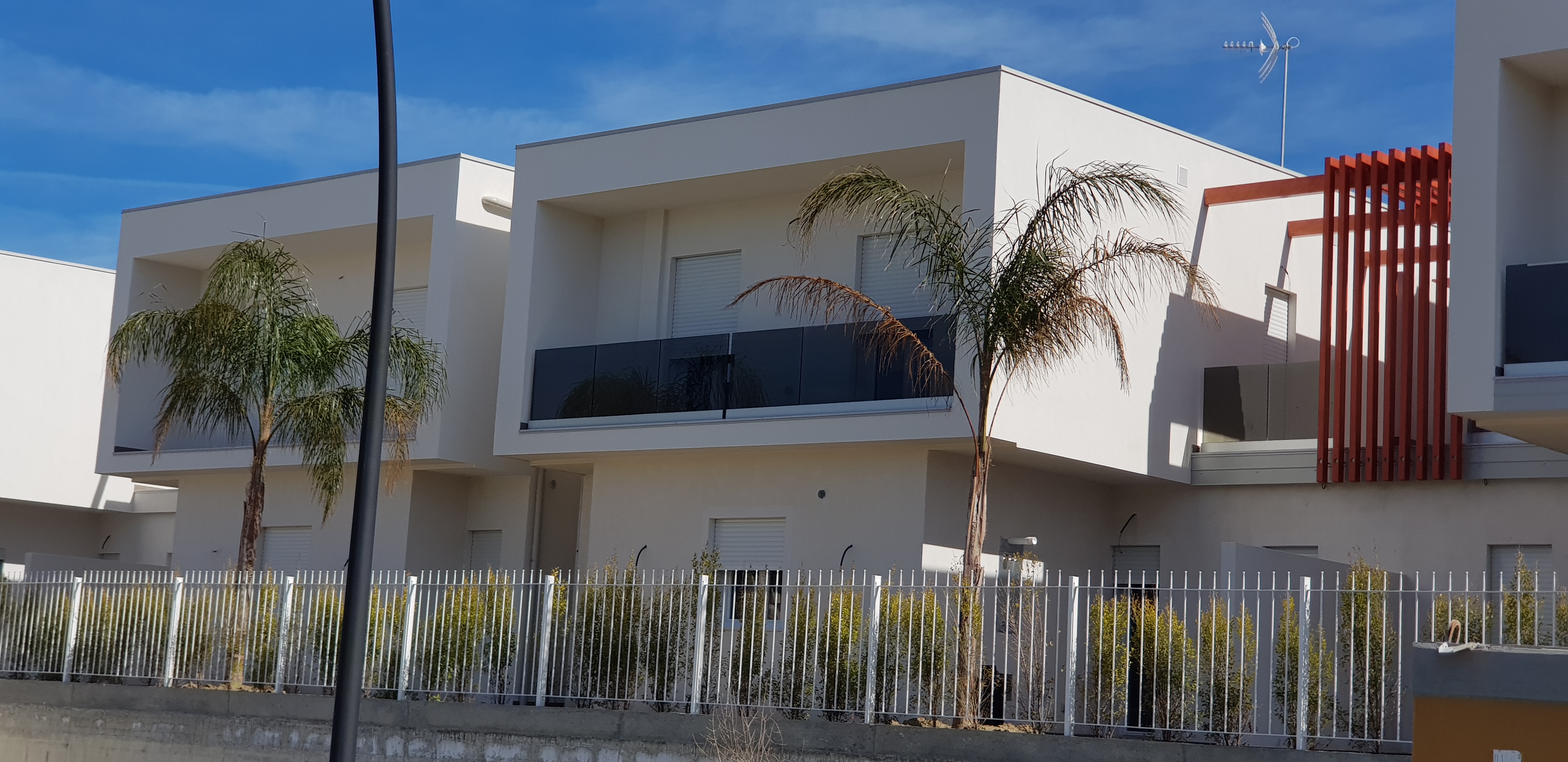 欧洲联盟街 8 号联排别墅 | 简约地中海风格-0