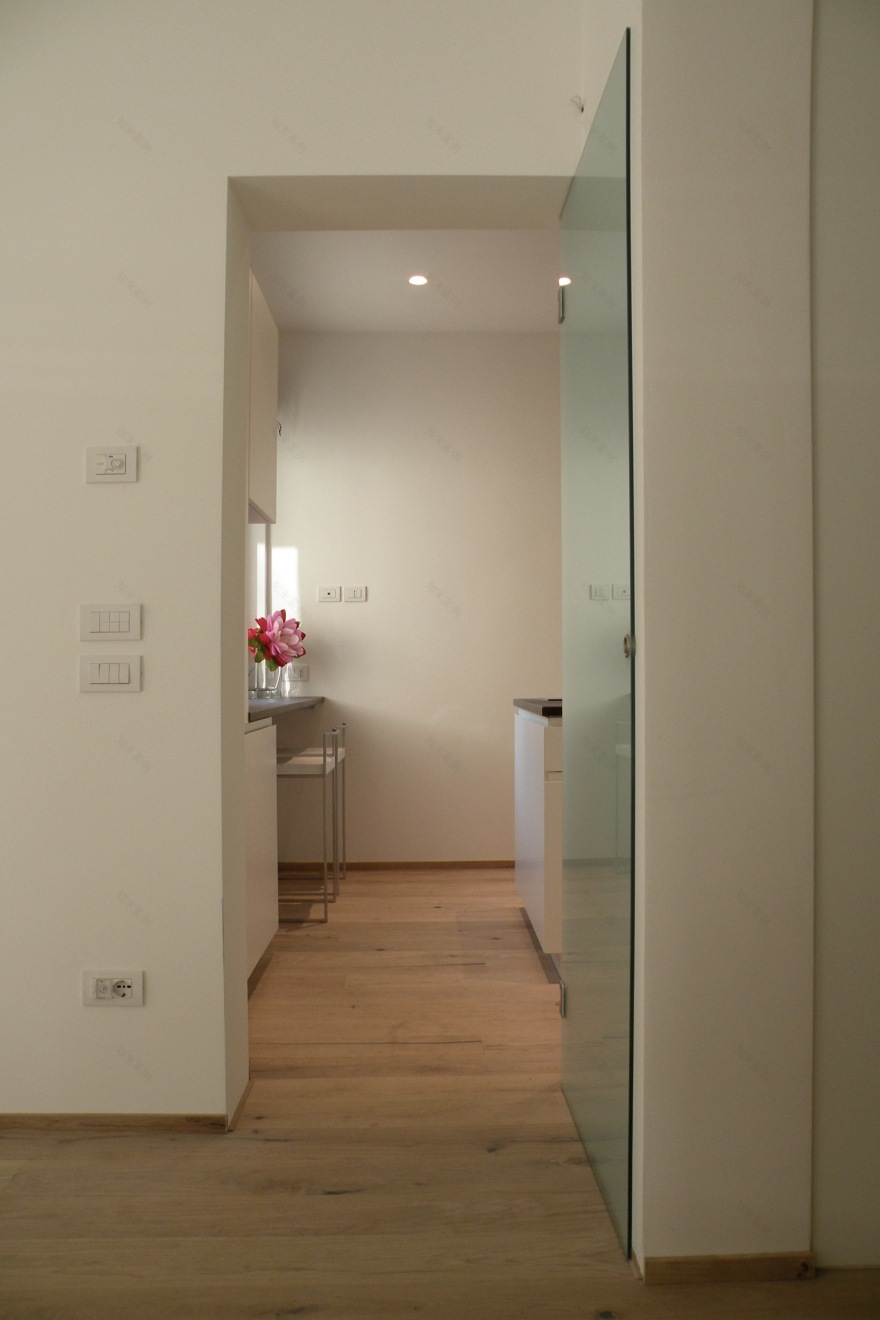 Andrea Bandoli 公寓设计 | 自然光下的宽敞布局-3