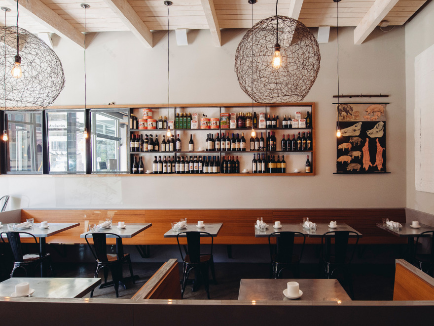 明亮简约的 Seattle 餐厅设计-0