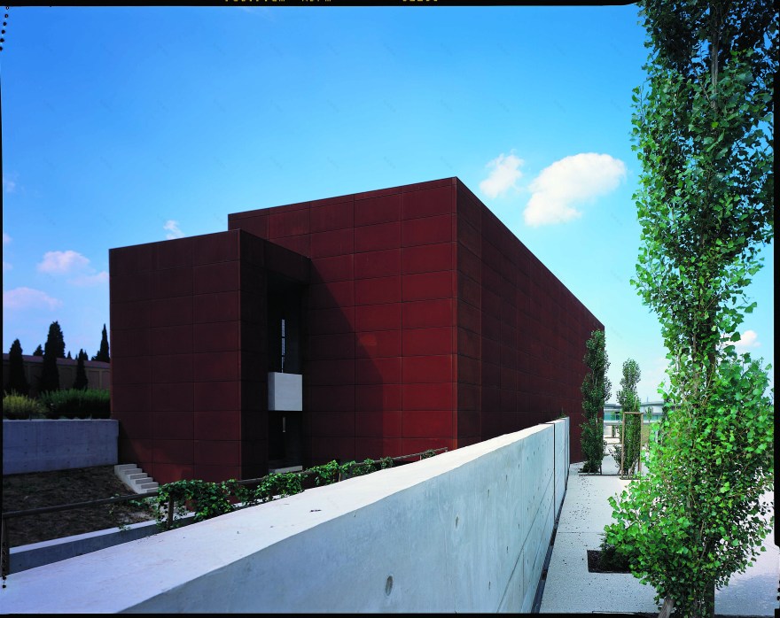 沉浸于寂静的墓葬空间-11