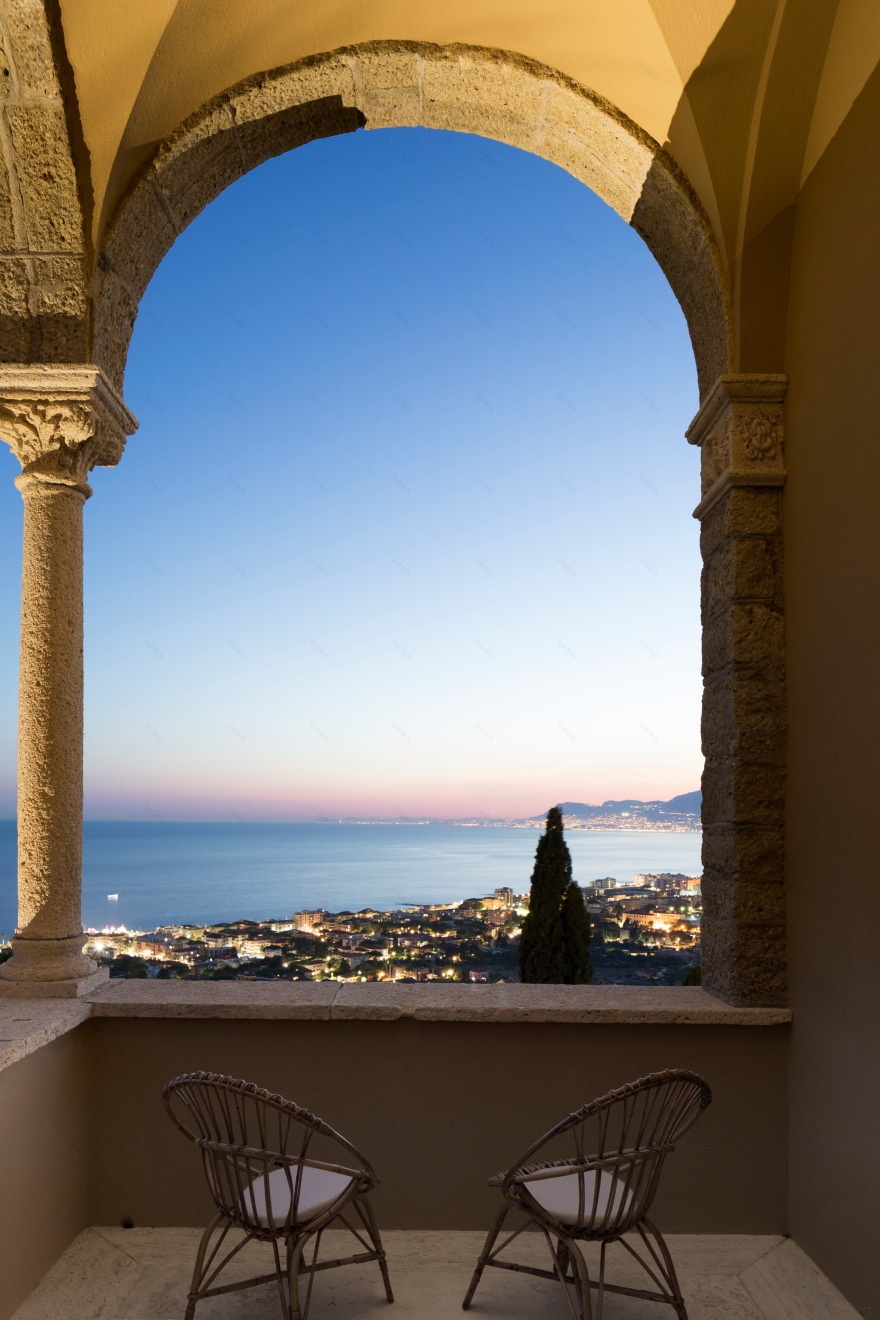 意式风情海滨别墅,尊享典雅生活-24