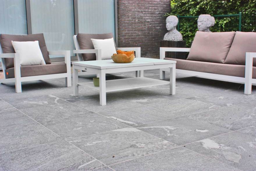 布鲁塞尔私人别墅 | 户外庭院的创新设计-4